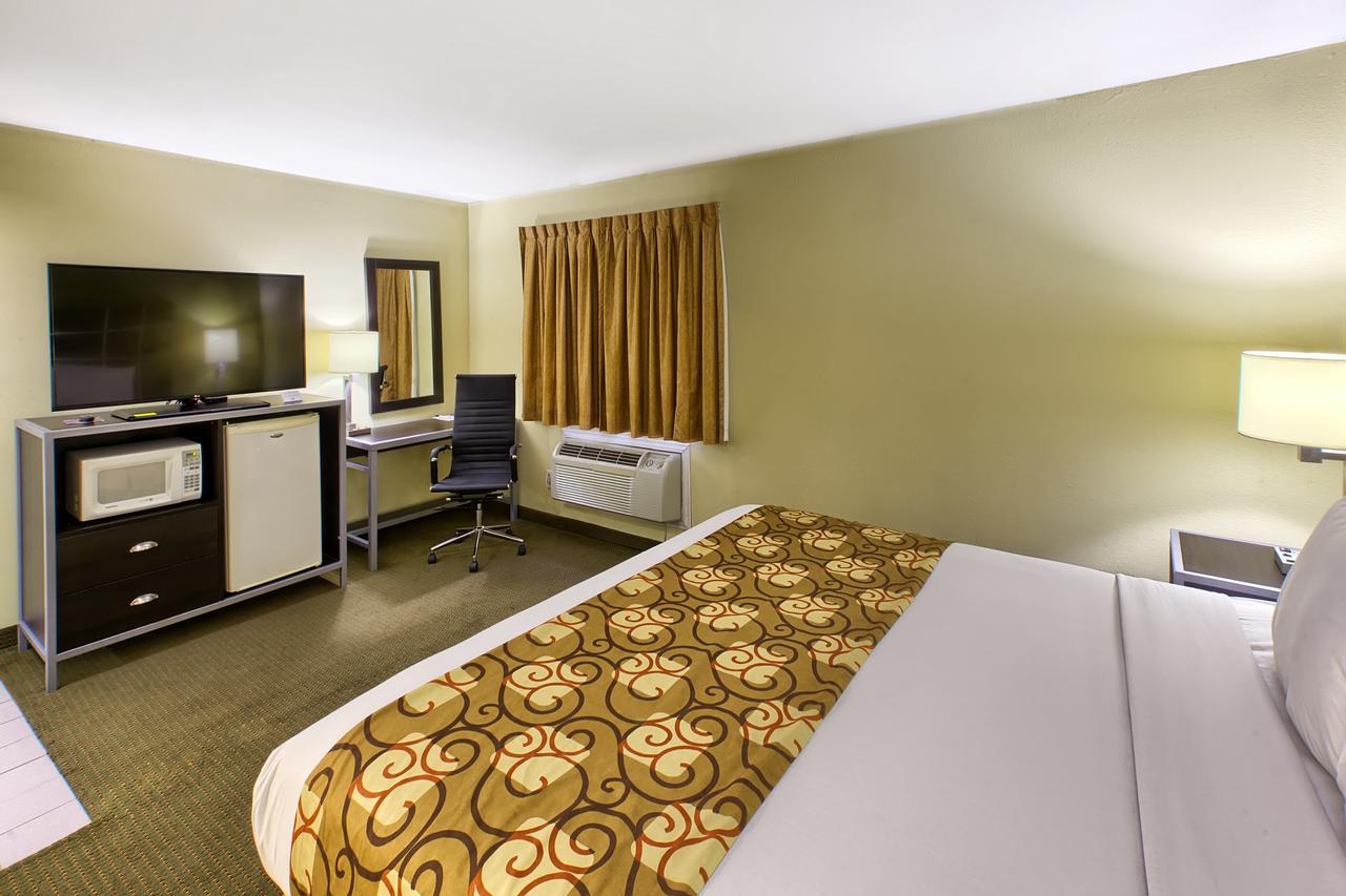 Country Hearth Inn Of Knightdale Esterno foto