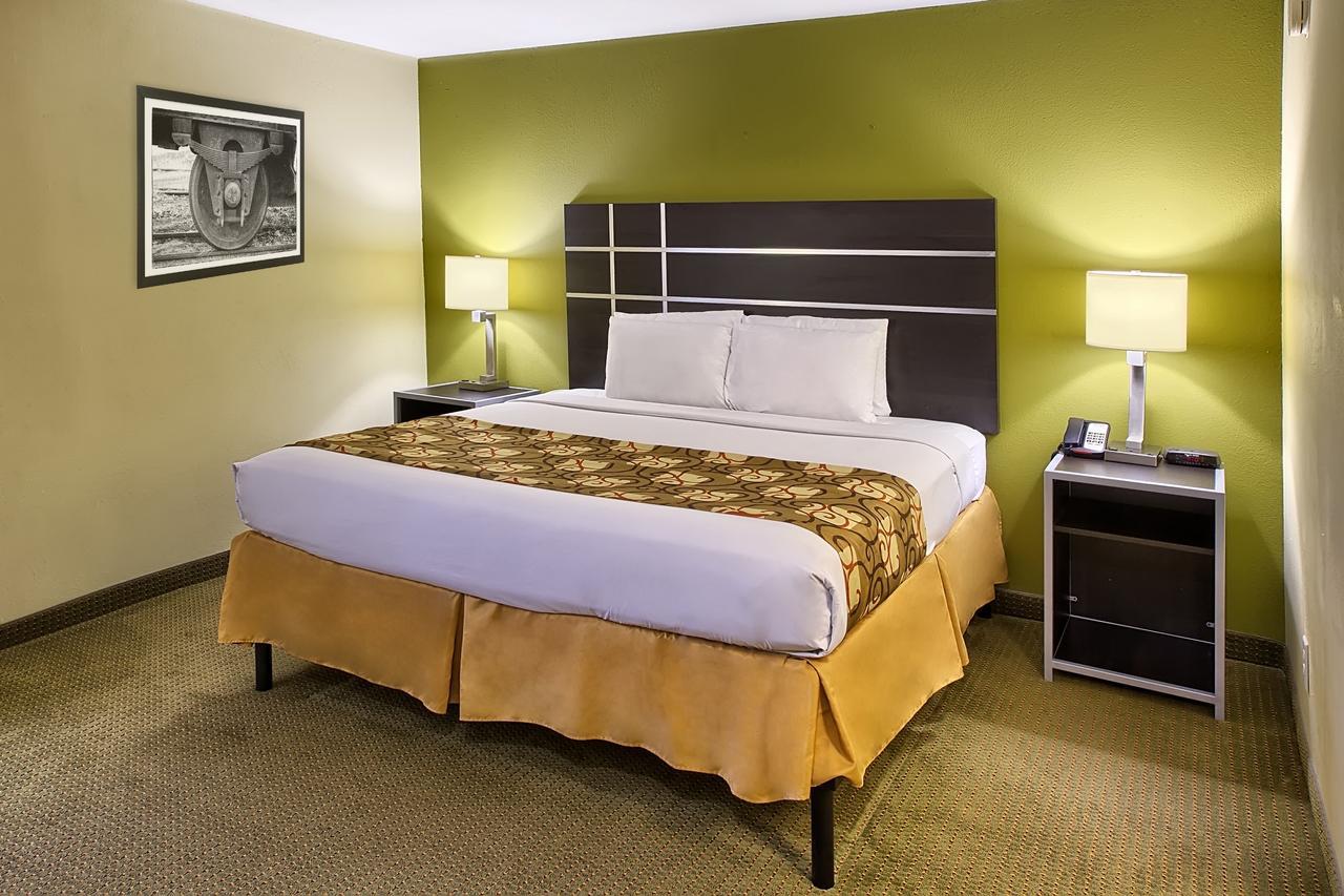 Country Hearth Inn Of Knightdale Esterno foto